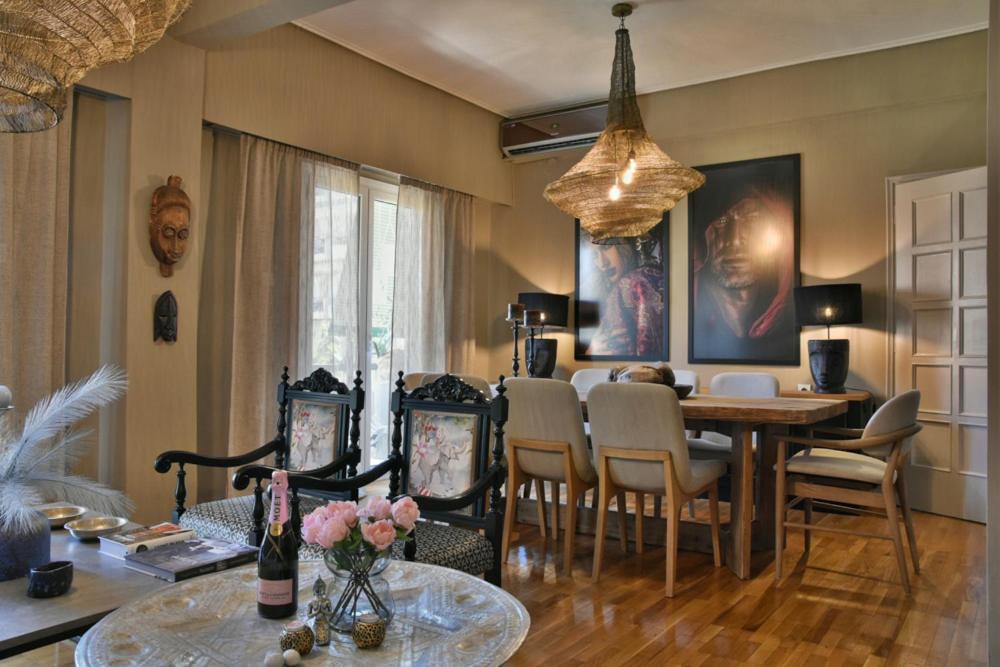 Pepromeno Luxury Apartment In The City Center กาลามาตา ภายนอก รูปภาพ