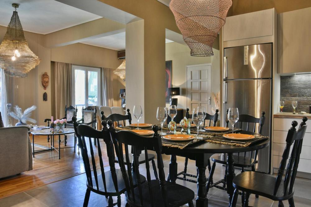 Pepromeno Luxury Apartment In The City Center กาลามาตา ภายนอก รูปภาพ