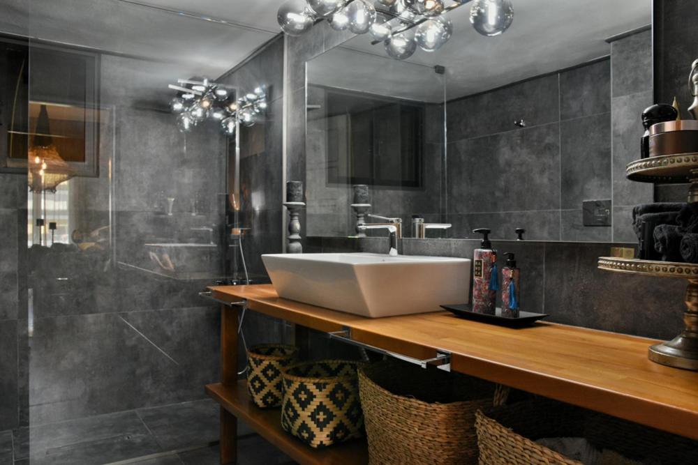 Pepromeno Luxury Apartment In The City Center กาลามาตา ภายนอก รูปภาพ